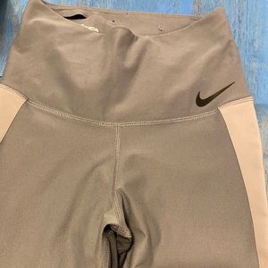 Nike Dry-Fit leggings
